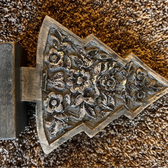 Rustic Wooden Holiday Tree Decor Set - Brown and Black - Picture 6 of 8